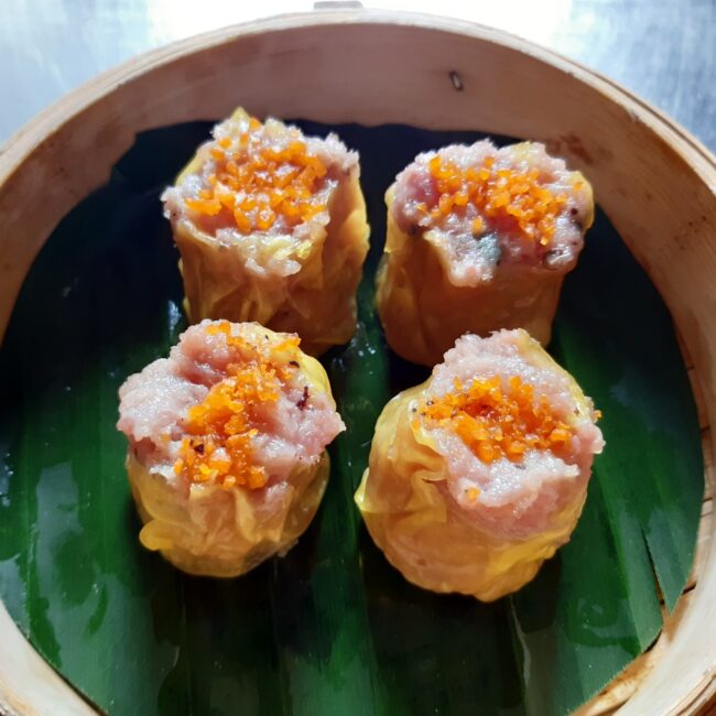 Xíu mại tôm cua. 70k 24viên vô khay